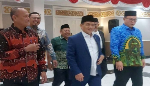 Wamenag Hadiri Sarasehan Kebangsaan dan Pelantikan Pengurus ICMI Orwil Riau